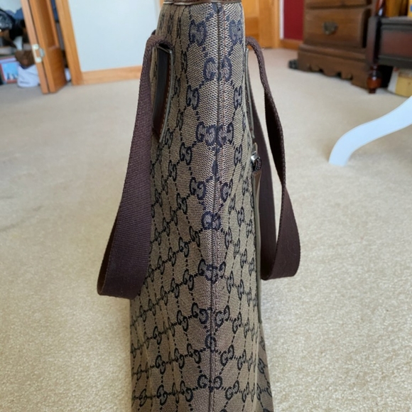 Beautiful Purse - Picture 3 of 6